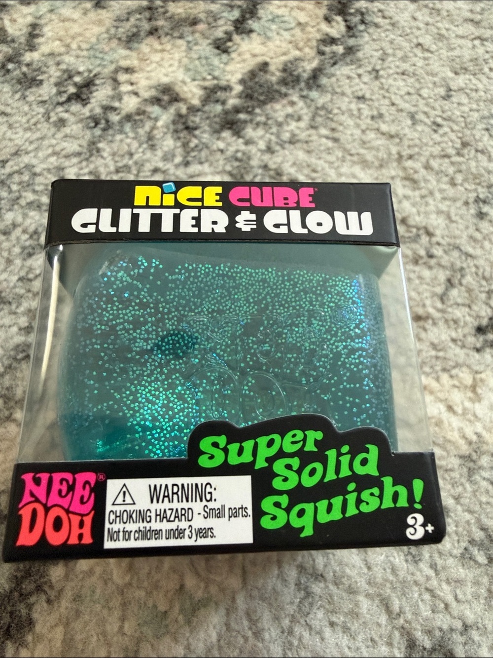 Needoh Nice Cube Glitter and Glow in Blue